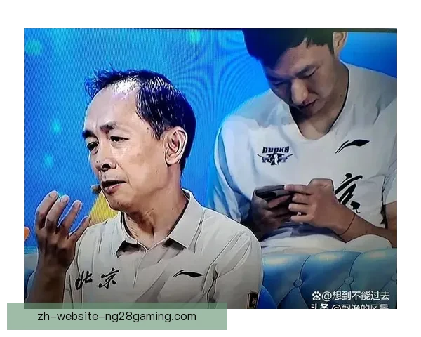 国家队核心球员伤停背后不为人知的拼搏与抉择故事风雨与担当历程记
